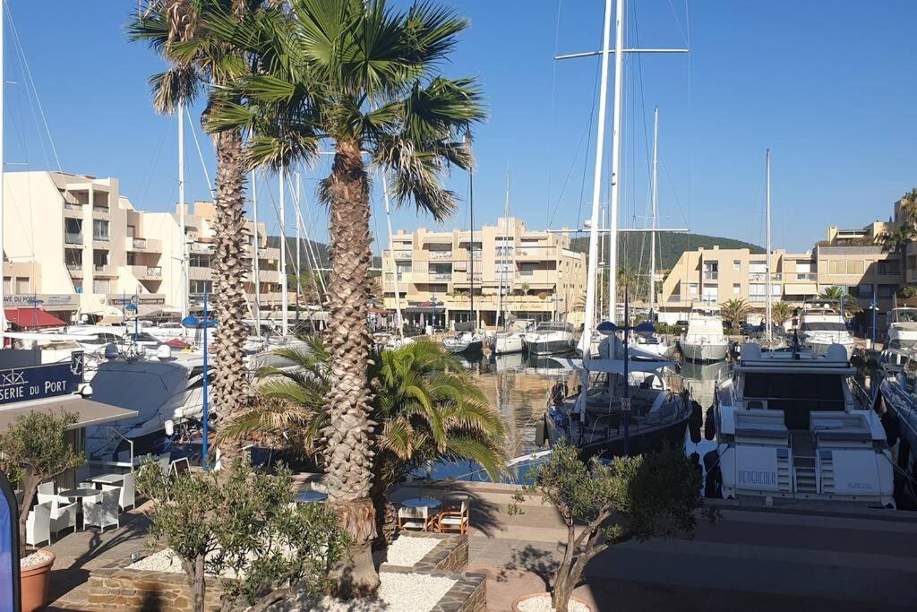 Face Mer Entre Plage Et Marina Bormes-les-Mimosas Kültér fotó