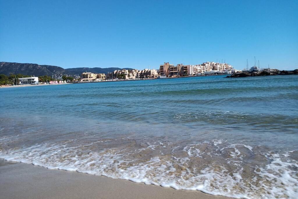 Face Mer Entre Plage Et Marina Bormes-les-Mimosas Kültér fotó