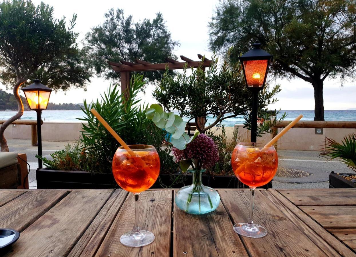 Face Mer Entre Plage Et Marina Bormes-les-Mimosas Kültér fotó